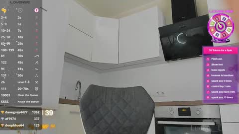 Snapshot of lucky__lady_ chatting on 8, 2, 2025 lucky__lady_ online show from 8, 2, 2025