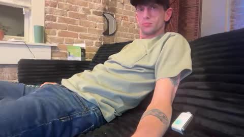 Snapshot of lucky_bme chatting on 24, 2, 2026 lucky_bme online show from 24, 2, 2026