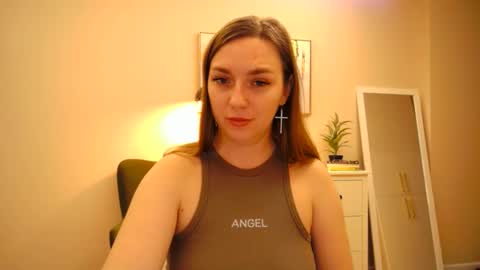 lucky_foryou_baby online show from 28, 12, 2024