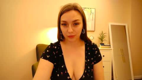 lucky_foryou_baby online show from 14, 1, 2025