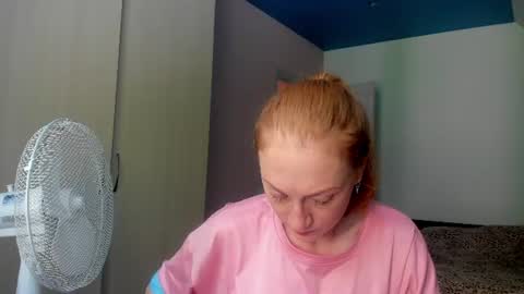 lucky_licky20 online show from 12, 7, 2026