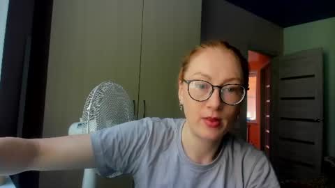 lucky_licky20 online show from 14, 7, 2026