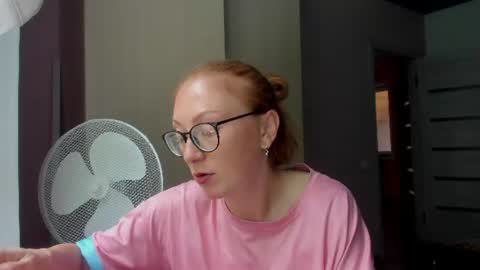 lucky_licky20 online show from 22, 7, 2026