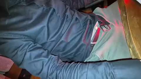 Snapshot of luckybong chatting on 13, 1, 2025 luckybong online show from 13, 1, 2025