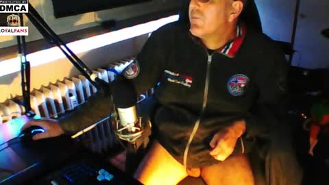        call me  Stefan online show from 22, 12, 2024