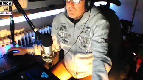        call me  Stefan online show from 25, 12, 2024