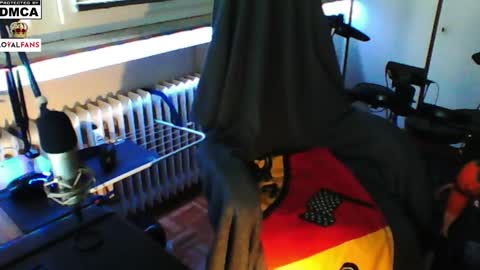        call me  Stefan online show from 8, 2, 2025