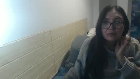 Snapshot of luckyisa chatting on 18, 2, 2026 angelisa online show from 18, 2, 2026