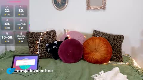 Jade online show from 17, 10, 2025