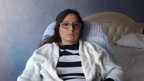 Snapshot of luckylinda23 chatting on 15, 10, 2025 luckylinda23 online show from 15, 10, 2025