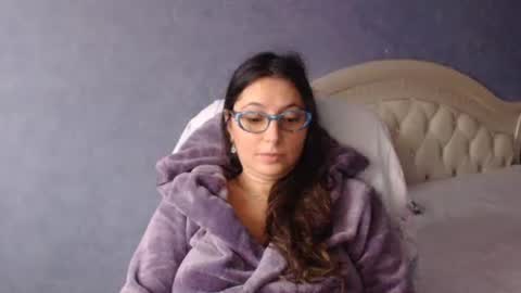 Snapshot of luckylinda23 chatting on 24, 10, 2025 luckylinda23 online show from 24, 10, 2025