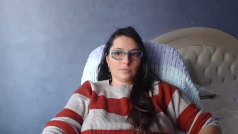 Snapshot of luckylinda23 chatting on 28, 10, 2025 luckylinda23 online show from 28, 10, 2025