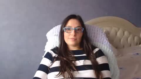 Snapshot of luckylinda23 chatting on 30, 10, 2025 luckylinda23 online show from 30, 10, 2025