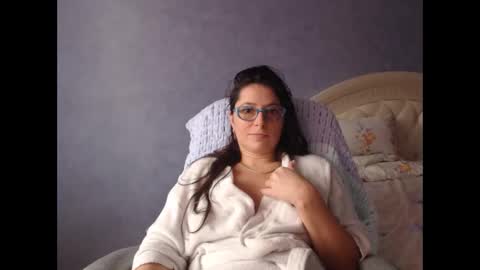 Snapshot of luckylinda23 chatting on 16, 11, 2025 luckylinda23 online show from 16, 11, 2025