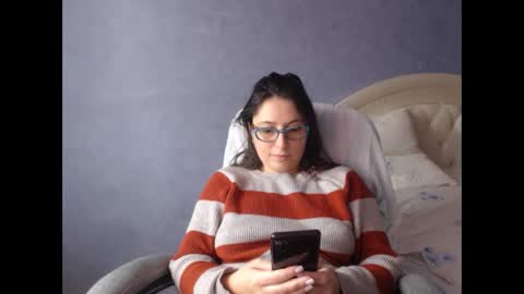 Snapshot of luckylinda23 chatting on 19, 11, 2025 luckylinda23 online show from 19, 11, 2025