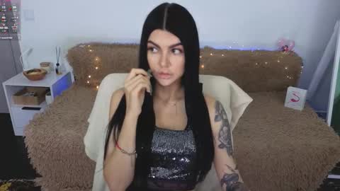 Monika online show from 12, 9, 2025