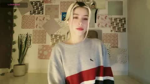 luckysapphire777 online show from 21, 4, 2026