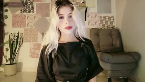 luckysapphire777 online show from 12, 6, 2026