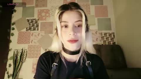luckysapphire777 online show from 15, 6, 2026