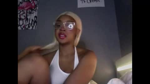 Snapshot of luckytonightx chatting on 1, 2, 2026 luckytonightx online show from 1, 2, 2026