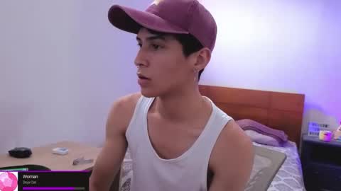 Lu Independent Model online show from 22, 4, 2026