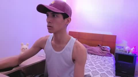 Lu Independent Model online show from 26, 4, 2026