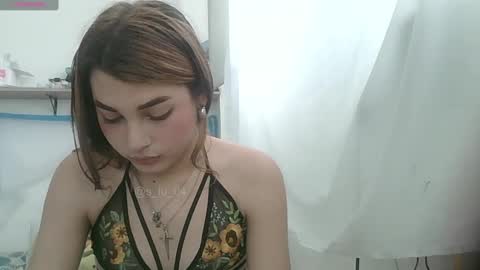 Lucrecia... new accout...OFS LU 21 online show from 17, 1, 2025