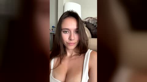 Snapshot of lucy12821 chatting on 1, 7, 2026 Lucy online show from 1, 7, 2026