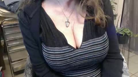 lucy_0000 online show from 28, 3, 2026