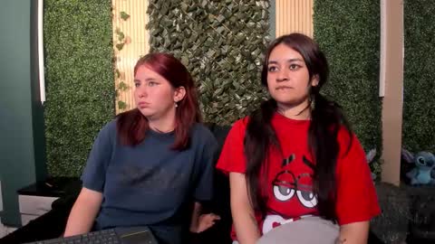 Luci and Karoline  Lets be friends online show from 29, 11, 2025