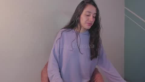 Lucy Herrera online show from 24, 4, 2026