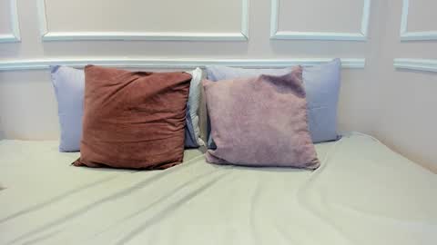 lucy_canel online show from 10, 1, 2026