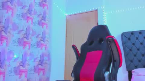 Snapshot of lucy_chanell chatting on 2, 5, 2026 lucy online show from 2, 5, 2026