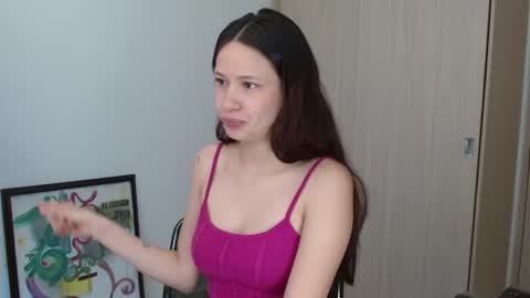 Snapshot of lucy_collins_g chatting on 8, 11, 2025 Lucy online show from 8, 11, 2025