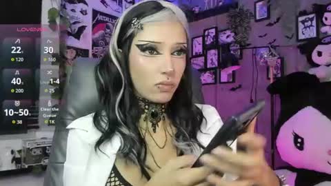 Snapshot of lucy_fernandez chatting on 9, 7, 2026 lucyfer online show from 9, 7, 2026