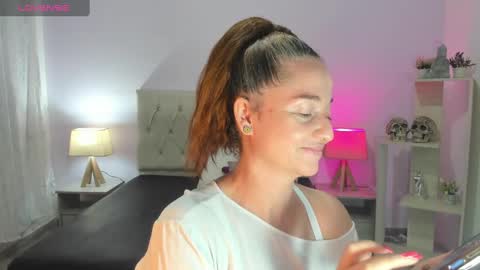 Lucia online show from 4, 2, 2025