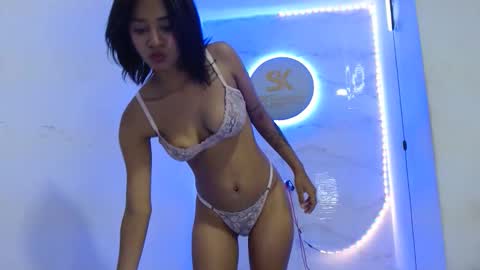 lucy_sluppy_hard online show from 28, 4, 2026