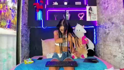 Lucy unlimit come back here  online show from 28, 6, 2026