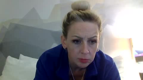 Lucy Loves Lookers online show from 5, 12, 2024