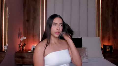 Lucy online show from 7, 6, 2026
