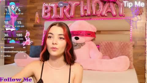 LucyWillow online show from 25, 1, 2025