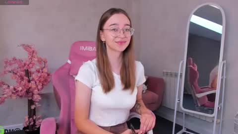 Lucy online show from 21, 6, 2026