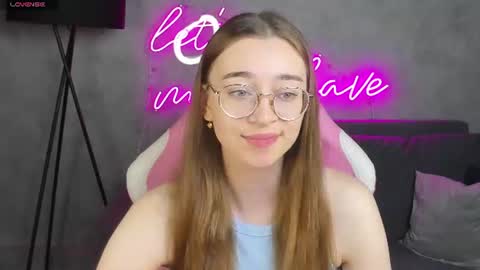 Lucy online show from 28, 6, 2026