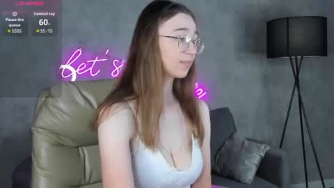 Lucy online show from 25, 7, 2026