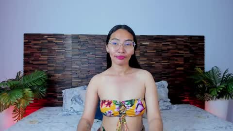 Lucy Liiu online show from 24, 4, 2026