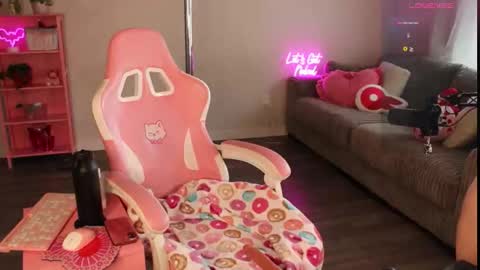 Snapshot of lucyyluvss chatting on 27, 2, 2026 Lucy online show from 27, 2, 2026