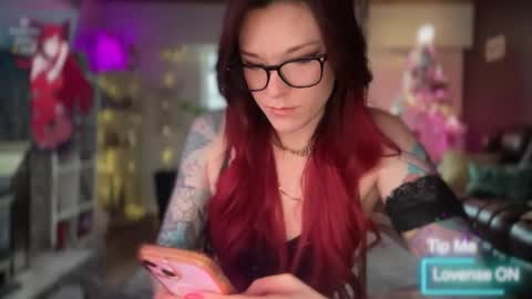 Snapshot of luebeam chatting on 3, 2, 2026 Luubeam INSTA luubeammm TWITTER lunaisreallycu1 online show from 3, 2, 2026