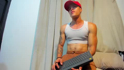 Luis AS online show from 15, 2, 2025