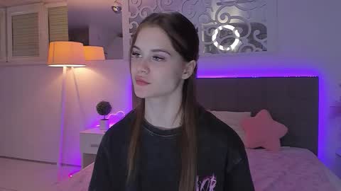 LuisaClover online show from 24, 4, 2026