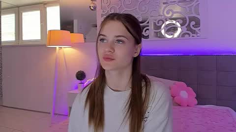 Snapshot of luisaclover chatting on 30, 5, 2026 LuisaClover online show from 30, 5, 2026